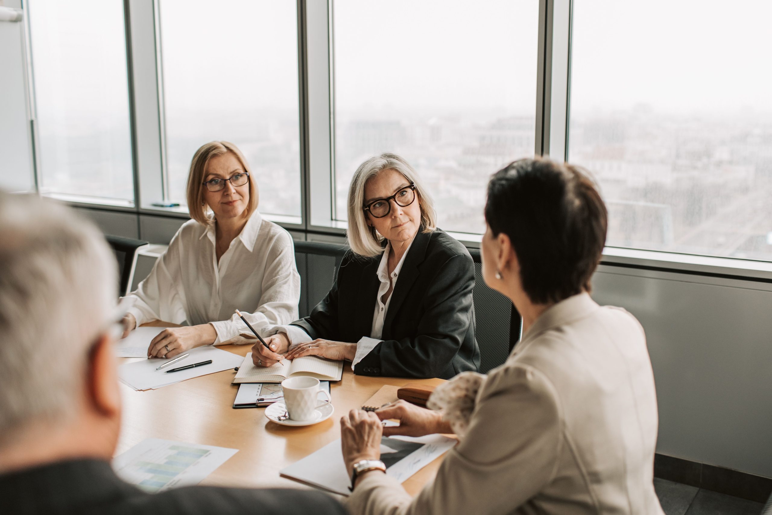 Réunion de stratégie en entreprise en journée